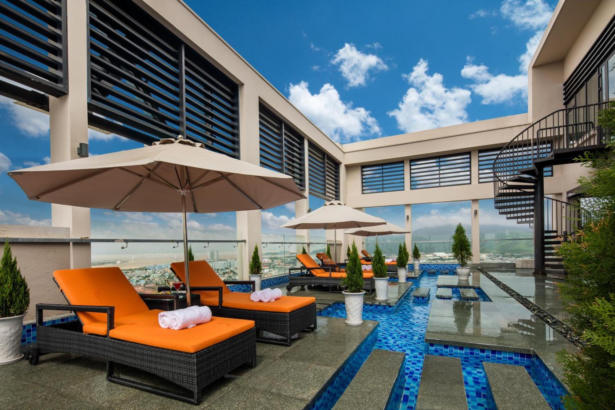 Luxury Beach Condo 5-Star, Rooftop Pool Da Nang Dış mekan fotoğraf
