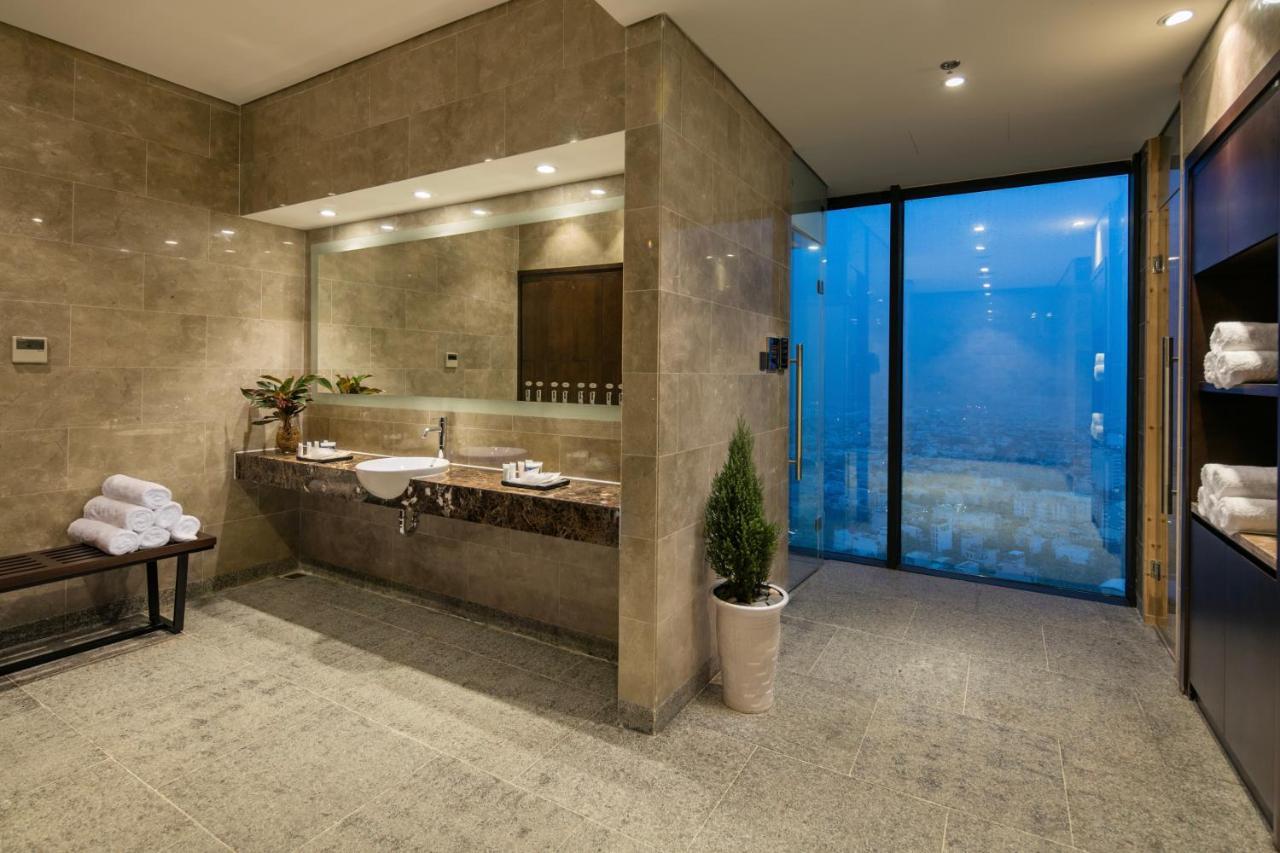Luxury Beach Condo 5-Star, Rooftop Pool Da Nang Dış mekan fotoğraf